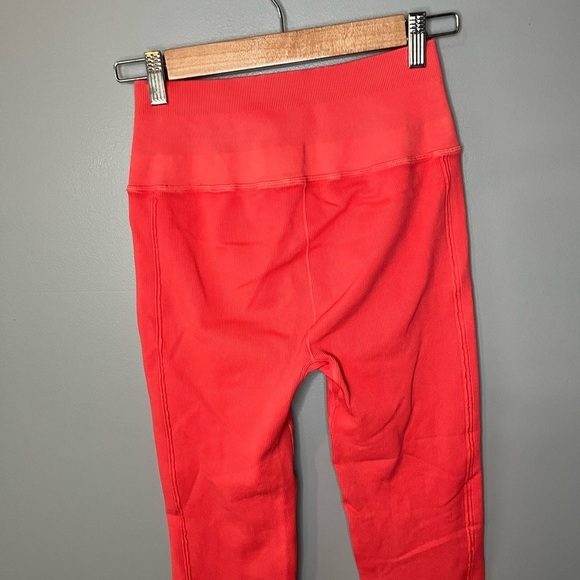 Anthropologie Daily Practice Coral Lettuce Hem Leggings - Picture 6 of 10
